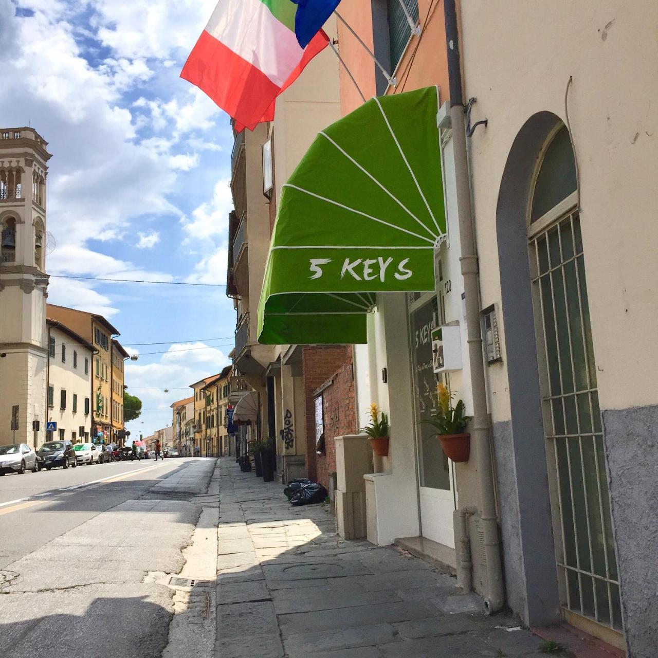 5 Keys Bed & Breakfast Pisa Exterior photo
