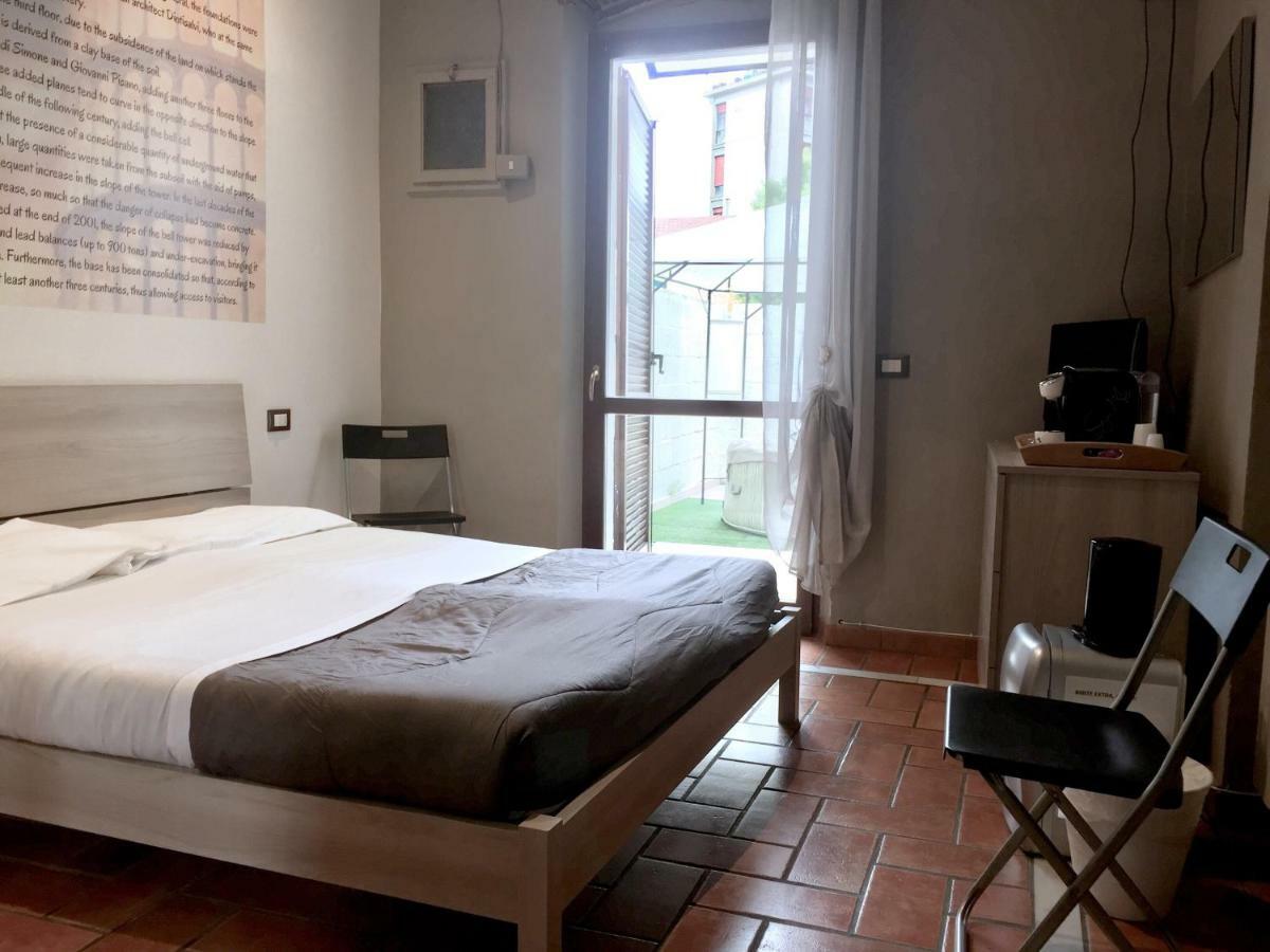 5 Keys Bed & Breakfast Pisa Exterior photo
